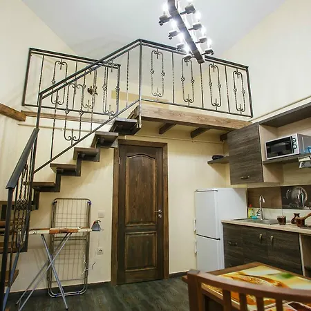 Apartment On Ogiyenko Street