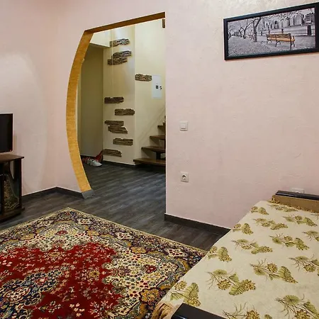 Apartment On Ogiyenko Street